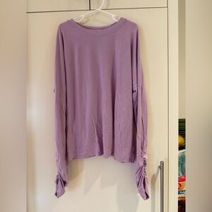 Athleta Lavendar Long Sleeve Girls Top. Girls Size L